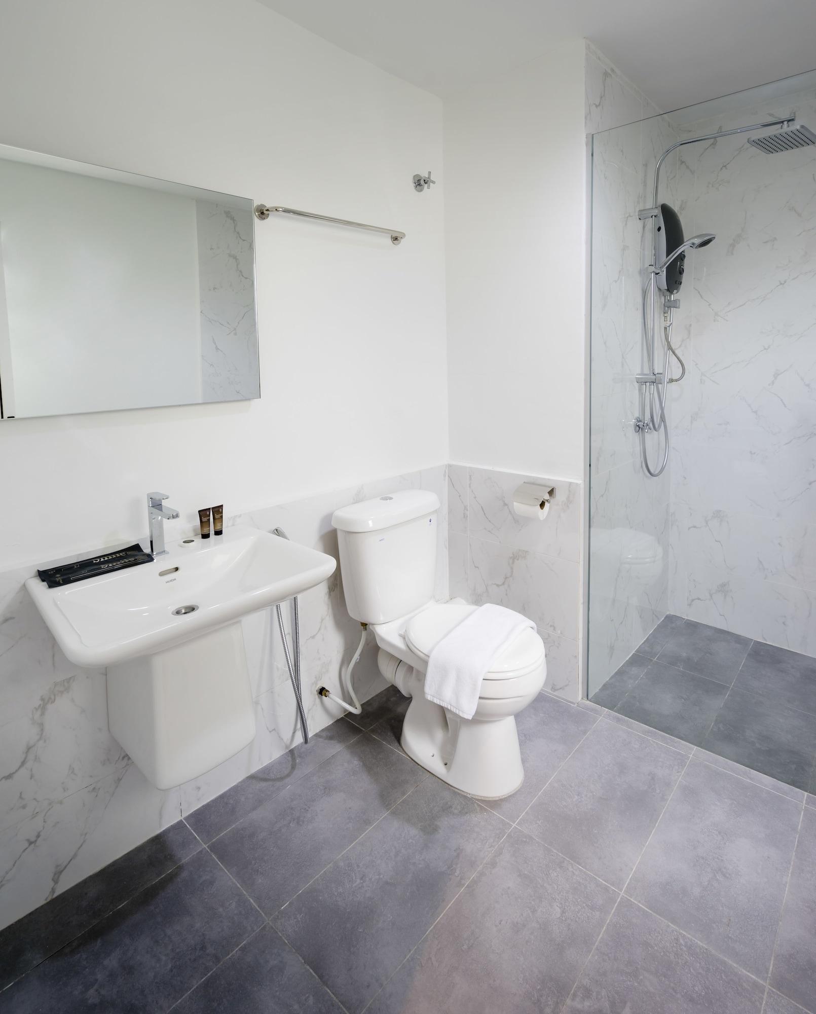 H Boutique Hotel Xplorer Cheras Куала-Лумпур Экстерьер фото